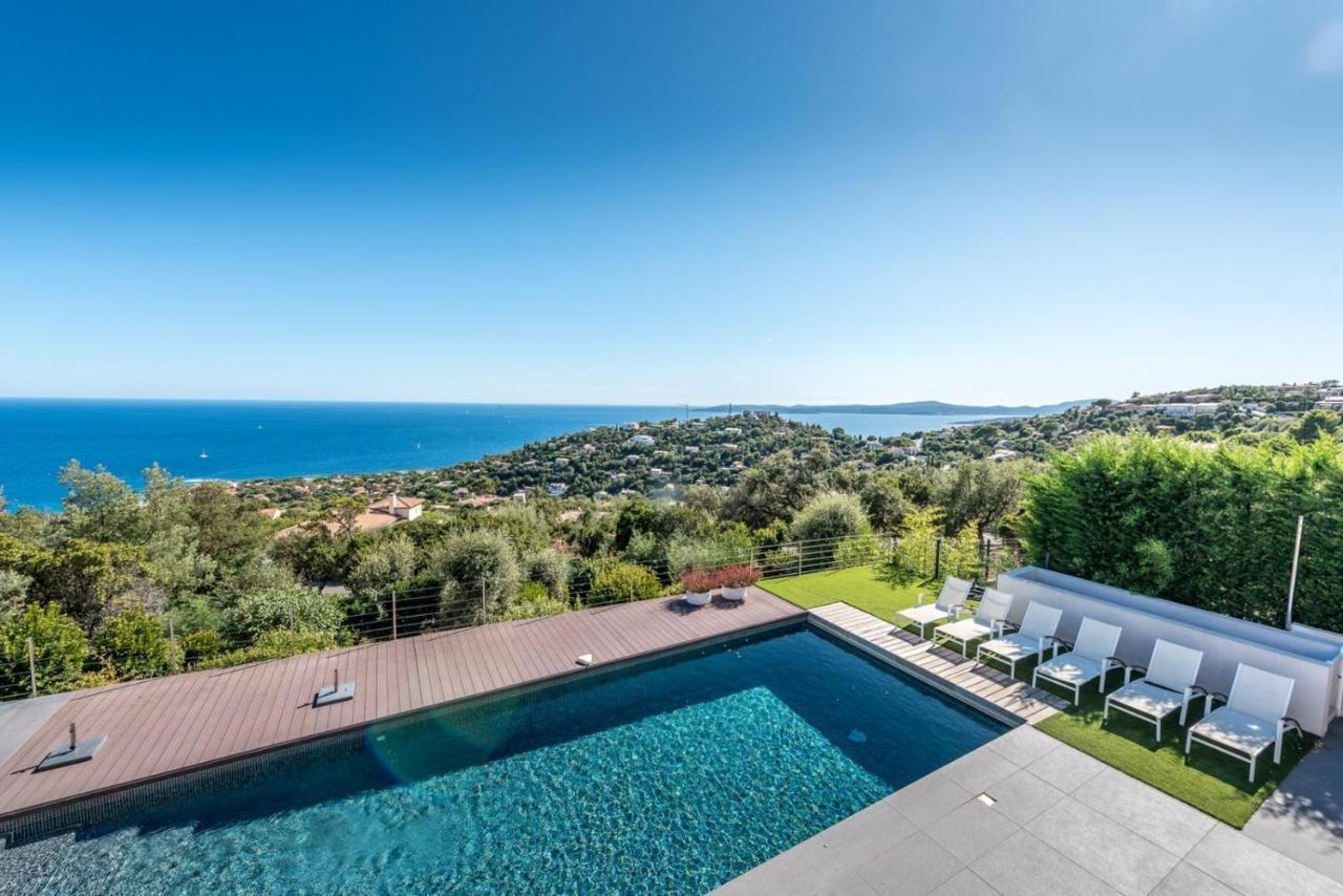 Villa Vue Panoramique Sur La Baie De St Tropez Les Issambres Exterior foto