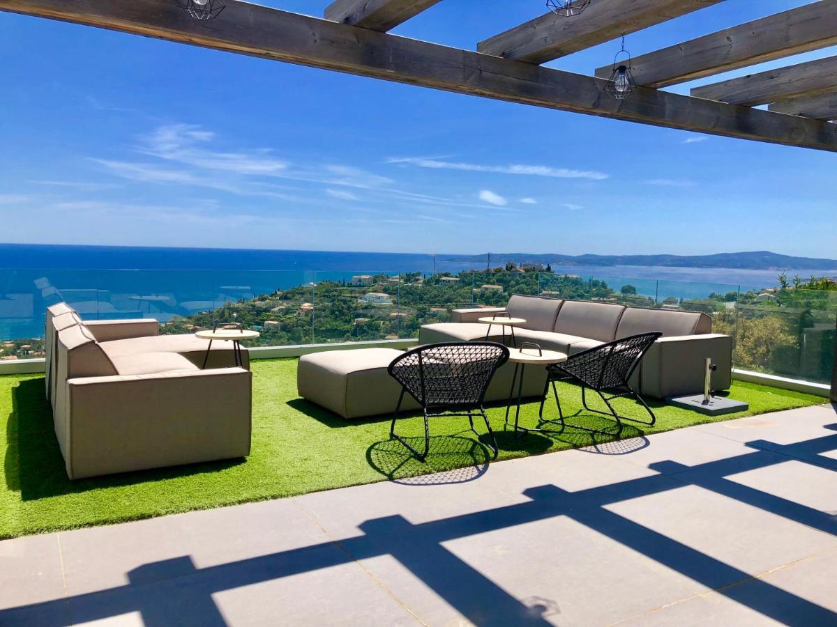 Villa Vue Panoramique Sur La Baie De St Tropez Les Issambres Exterior foto