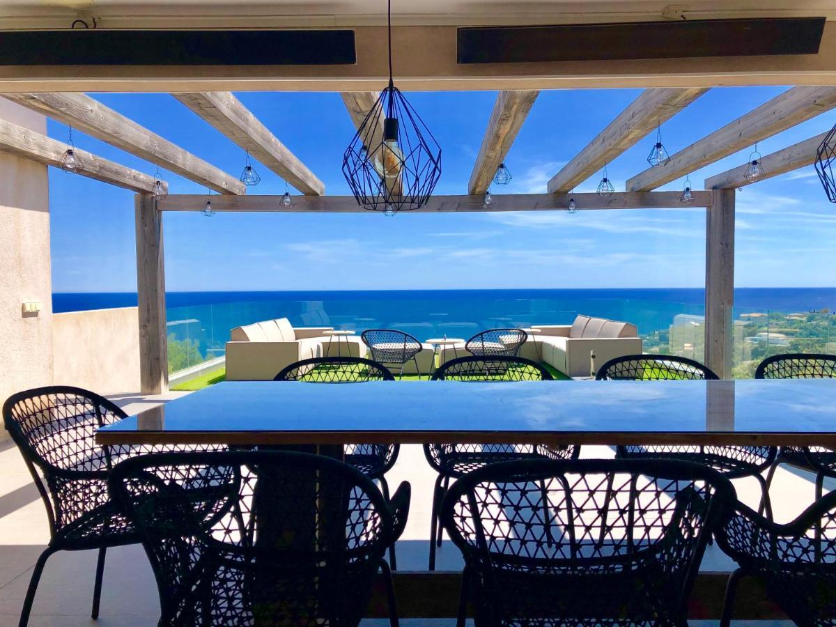 Villa Vue Panoramique Sur La Baie De St Tropez Les Issambres Exterior foto